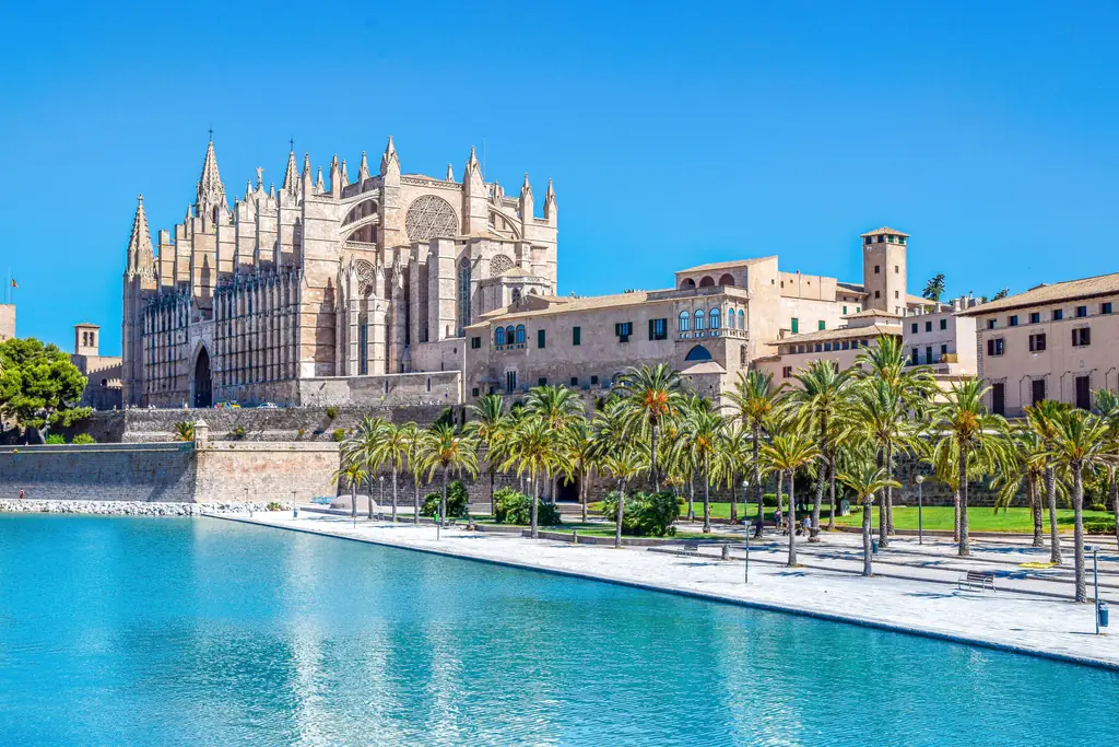 Kathedrale von Palma über dem Parc de la Mar